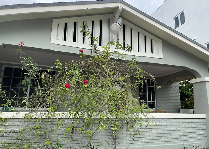 Cozy Room In The Heart Of Little Havana